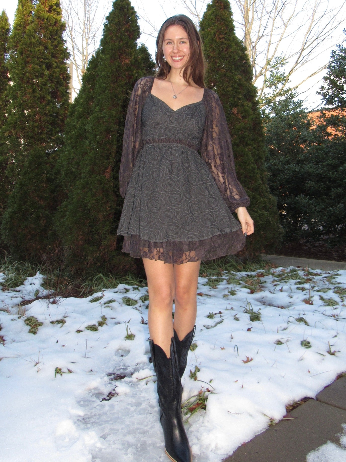 Dark Rose Sweetheart Lace Dress