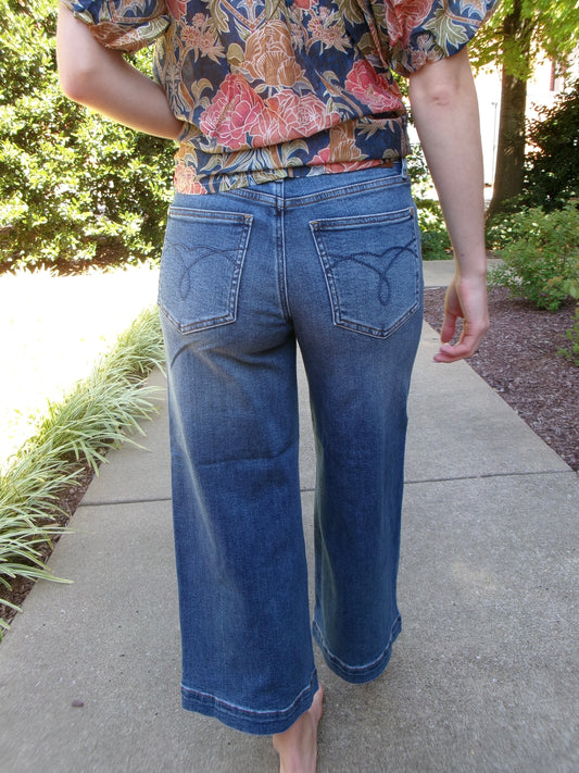 JB Mid-Rise Retro Crop