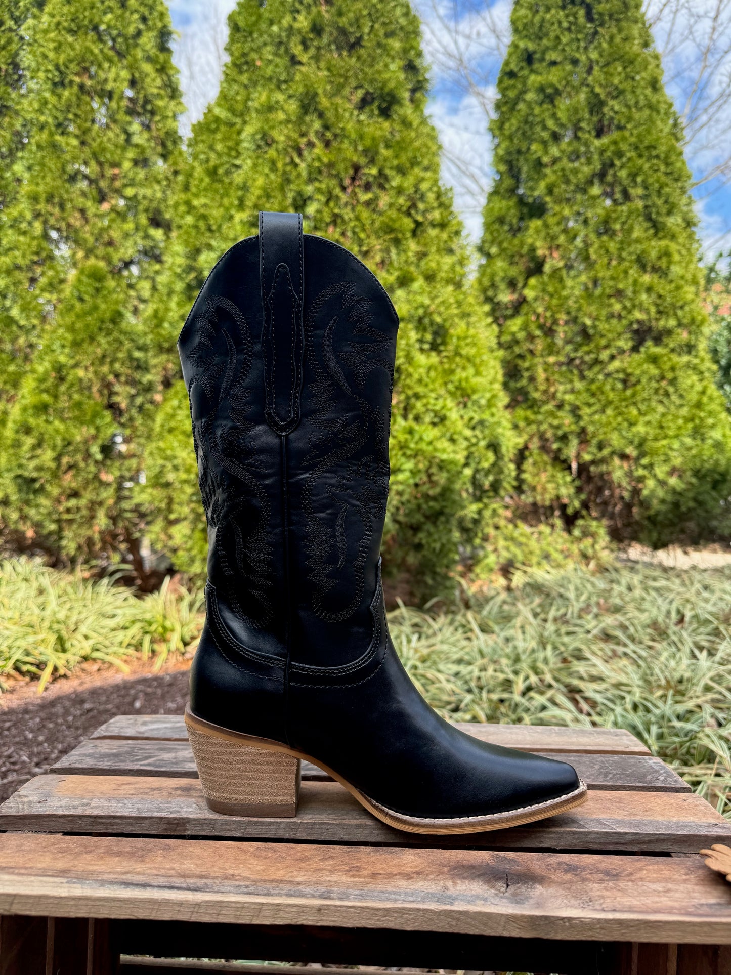 Black Beauty Cowgirl Boot