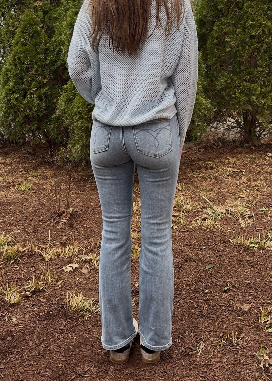 JB Mid-Rise Embroidered Bootcut