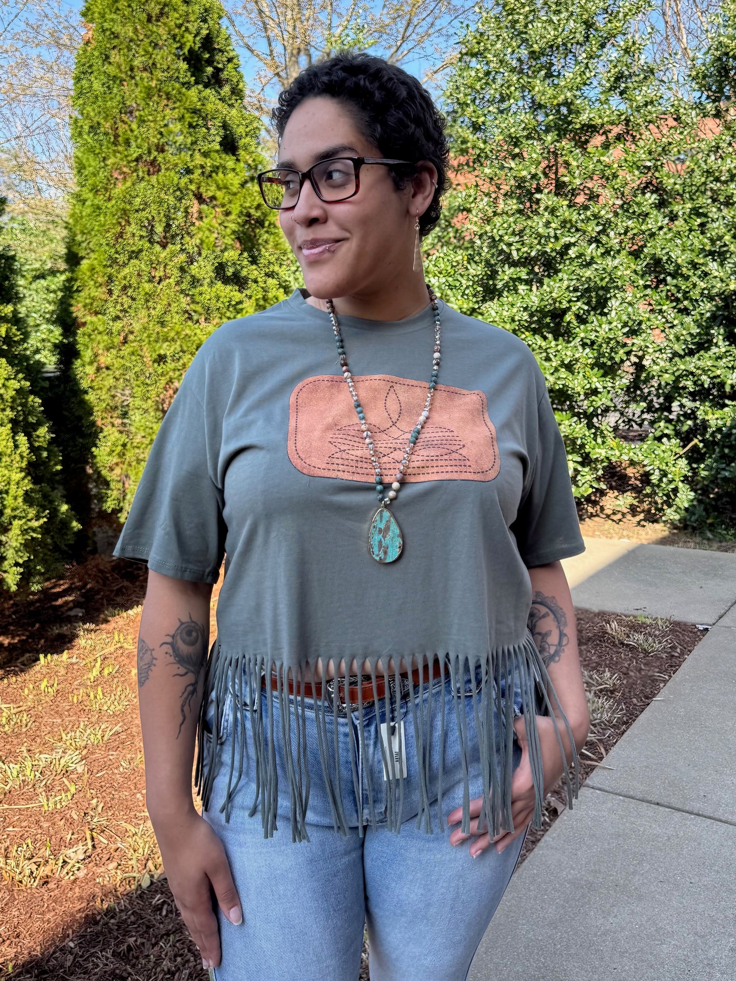 Puffy Boot Stitch Fringe Tee