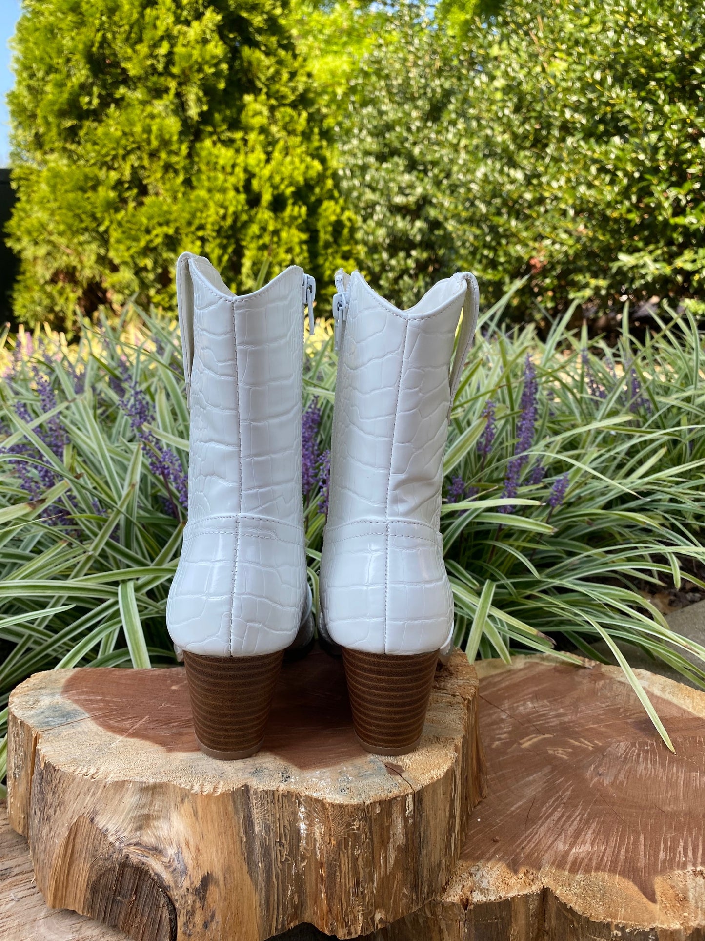 BAMBI BOOTIE -WHITE