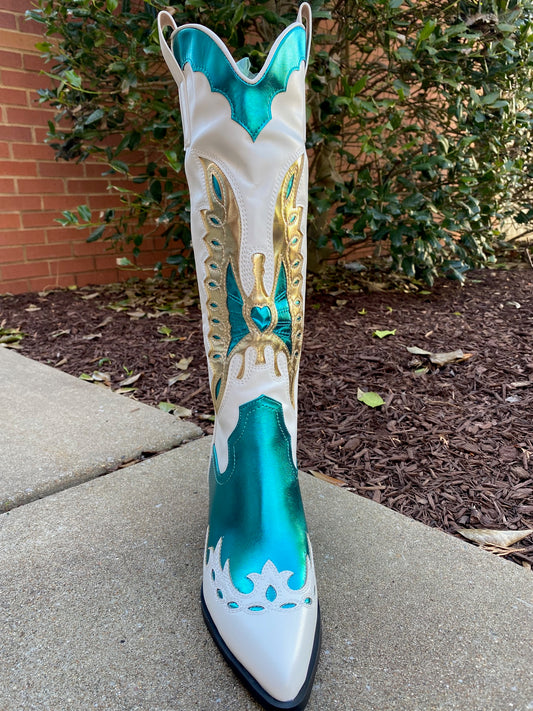 Apolline Green Cowgirl