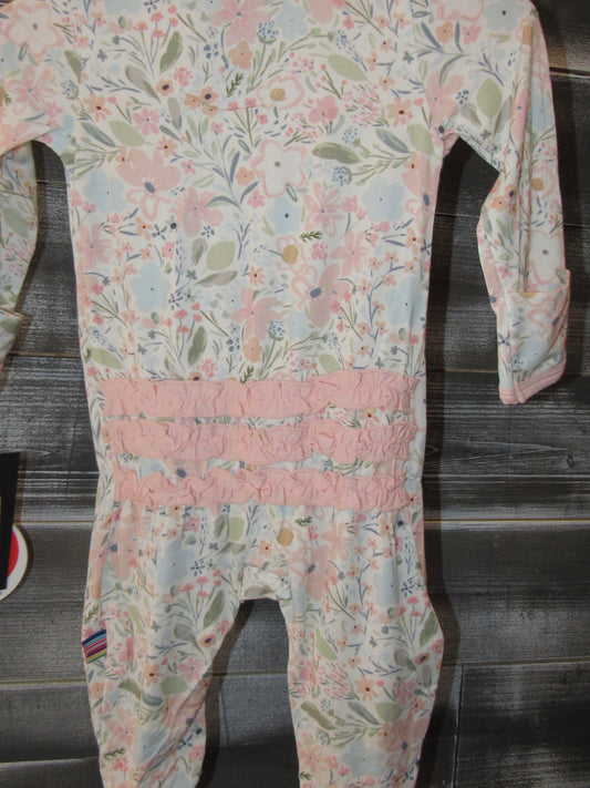 MM Charlotte Ruffle Footie