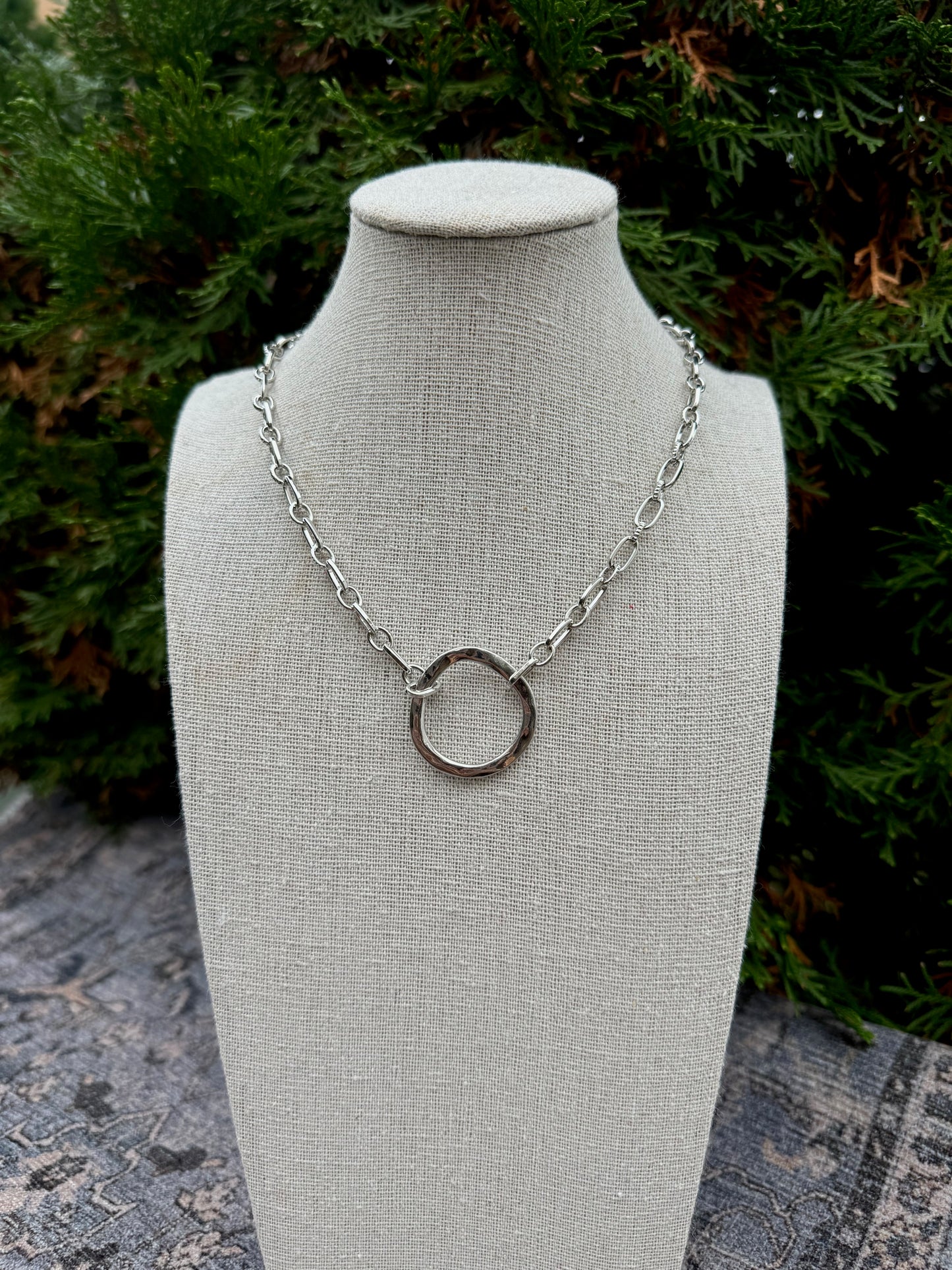 Chain Circle Necklace