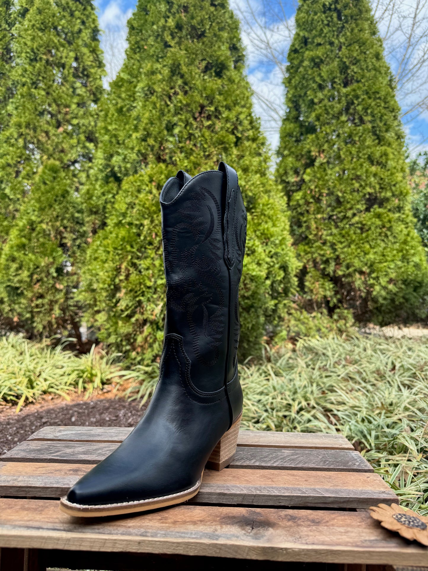 Black Beauty Cowgirl Boot