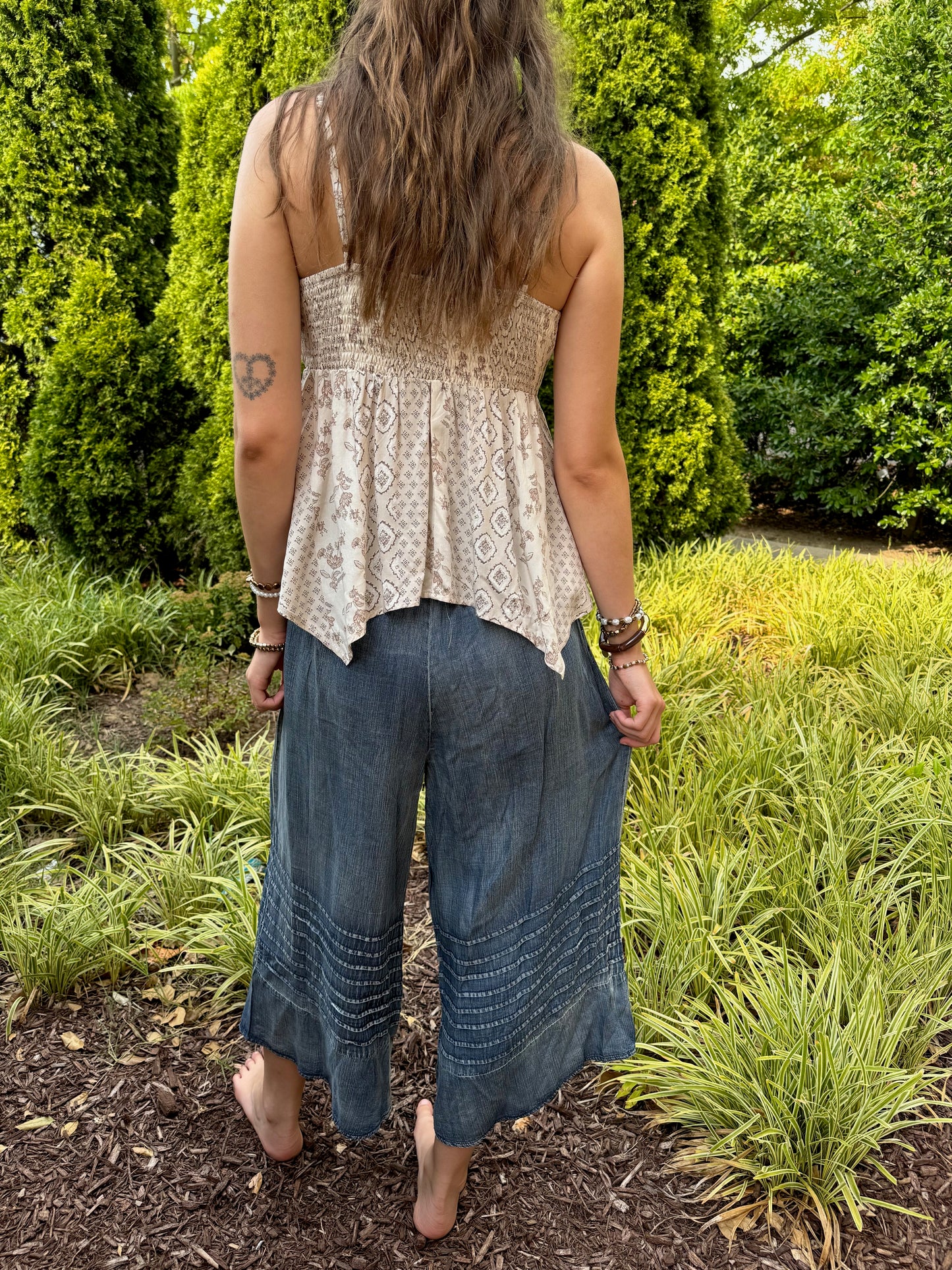 Pintuck Chambray Wide Capris