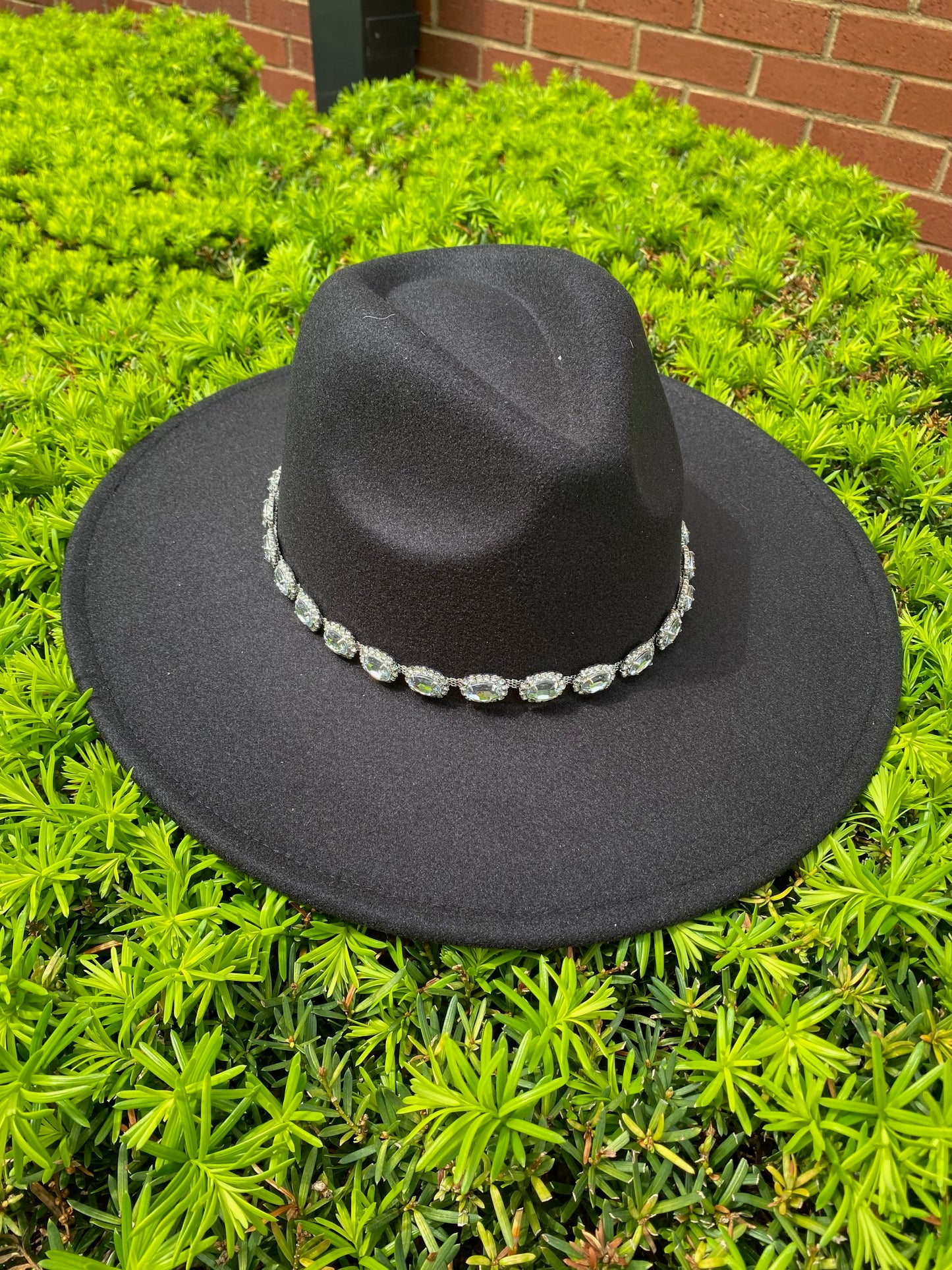 Black Rhinestone Belt Hat